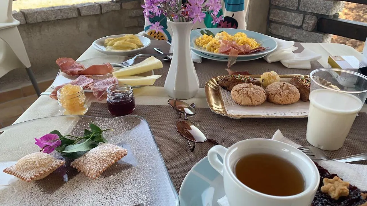 *** Affittacamere Hotel Il Tramonto Giba Italia